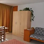 Safari Aparthotel