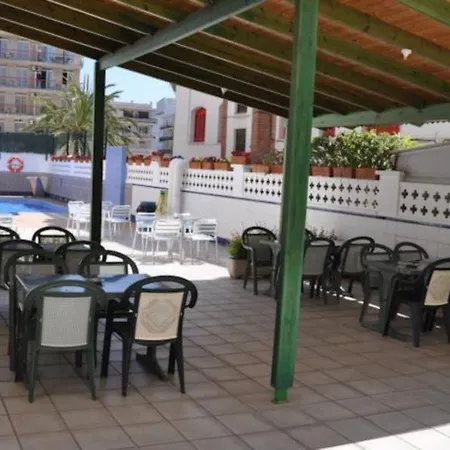 萨法里公寓式酒店 2* 卡里拉