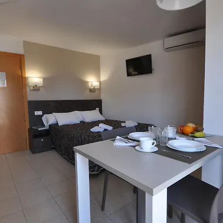 Safari Aparthotel Calella