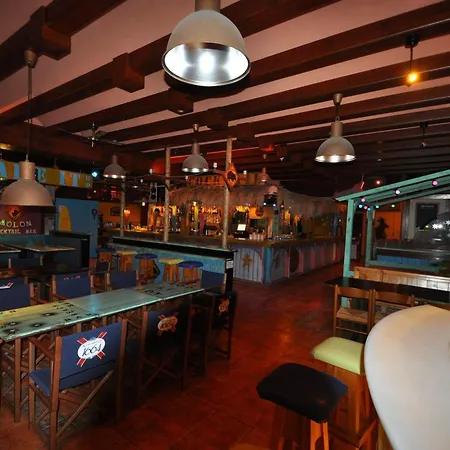 萨法里公寓式酒店