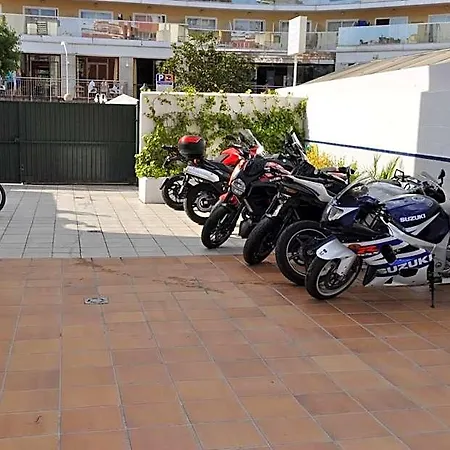 萨法里公寓式酒店