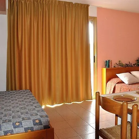 Safari Aparthotel Calella